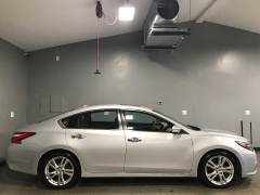 Used 2016 Nissan Altima 4d Sedan 3.5L SL at Carolina Family Motors near Mooresville, NC