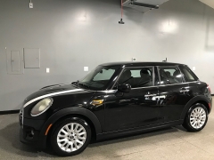 Used 2015  MINI Cooper Hardtop 4 Door 4dr HB at Carolina Family Motors near Mooresville&comma; NC