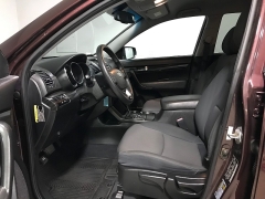 Used 2013  Kia Sorento 4d SUV FWD LX at Carolina Family Motors near Mooresville&comma; NC