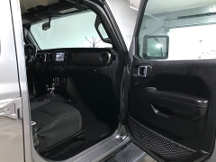 Used 2020  Jeep Gladiator Crew Cab Sport S at Carolina Family Motors near Mooresville&comma; NC