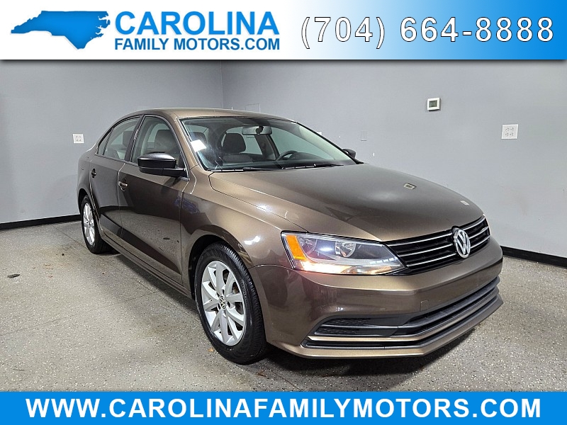 Used 2015  Volkswagen Jetta 4d Sedan SE Auto at Carolina Family Motors near Mooresville&comma; NC