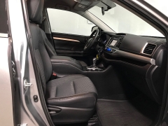 Used 2015  Toyota Highlander 4d SUV AWD LE Plus at Carolina Family Motors near Mooresville&comma; NC