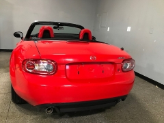 Used 2014  Mazda MX-5 Miata 2d Convertible Club Auto at Carolina Family Motors near Mooresville&comma; NC