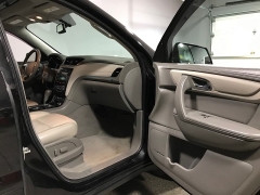 Used 2016  Chevrolet Traverse 4d SUV AWD LT w&sol;2LT at Carolina Family Motors near Mooresville&comma; NC