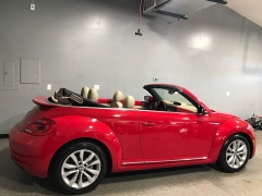 Used 2014  Volkswagen Beetle TDI 2d Convertible Auto at Carolina Family Motors near Mooresville&comma; NC