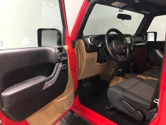 Used 2012  Jeep Wrangler Unlimited 4d Convertible Sahara at Carolina Family Motors near Mooresville&comma; NC