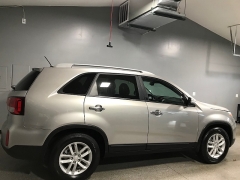 Used 2015  Kia Sorento 4d SUV FWD LX at Carolina Family Motors near Mooresville&comma; NC