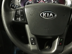Used 2013  Kia Sorento 4d SUV FWD LX at Carolina Family Motors near Mooresville&comma; NC