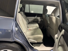 Used 2012 Toyota Highlander 4d SUV FWD (V6) at Carolina Family Motors near Mooresville, NC