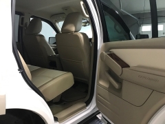 Used 2010 Ford Explorer 4d SUV 4WD Eddie Bauer at Carolina Family Motors near Mooresville, NC