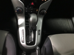 Used 2014  Chevrolet Cruze 4d Sedan LS AT at Carolina Family Motors near Mooresville&comma; NC