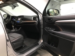 Used 2015  Toyota Highlander 4d SUV AWD LE Plus at Carolina Family Motors near Mooresville&comma; NC