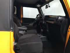 Used 2013  Jeep Wrangler 2d Convertible Sport at Carolina Family Motors near Mooresville&comma; NC