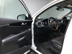 Used 2020  Kia Sorento 4d SUV FWD LX V6 at Carolina Family Motors near Mooresville&comma; NC