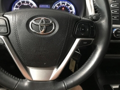 Used 2015  Toyota Highlander 4d SUV AWD LE Plus at Carolina Family Motors near Mooresville&comma; NC