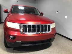 Used 2011  Jeep Grand Cherokee 4d SUV 4WD Laredo at Carolina Family Motors near Mooresville&comma; NC