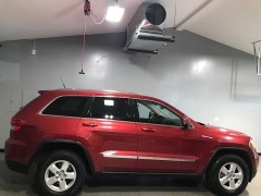 Used 2011  Jeep Grand Cherokee 4d SUV 4WD Laredo at Carolina Family Motors near Mooresville&comma; NC