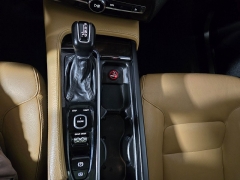 Used 2016  Volvo XC90 4d SUV AWD T6 Momentum at Carolina Family Motors near Mooresville&comma; NC