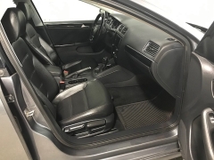 Used 2016  Volkswagen Jetta 4d Sedan SEL PZEV at Carolina Family Motors near Mooresville&comma; NC