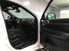 Used 2018  Jeep Grand Cherokee 4d SUV 2WD Overland V6 at Carolina Family Motors near Mooresville&comma; NC