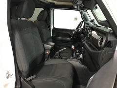 Used 2020  Jeep Gladiator Crew Cab Overland at Carolina Family Motors near Mooresville&comma; NC