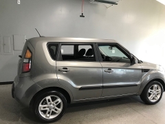 Used 2011  Kia Soul 4d Hatchback &plus; Auto at Carolina Family Motors near Mooresville&comma; NC