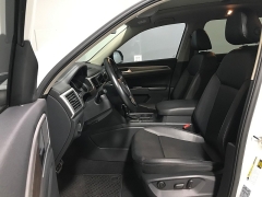 Used 2019  Volkswagen Atlas 4d SUV 3&period;6L SE Technology R-Line at Carolina Family Motors near Mooresville&comma; NC