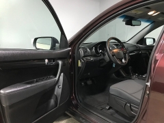 Used 2013  Kia Sorento 4d SUV FWD LX at Carolina Family Motors near Mooresville&comma; NC