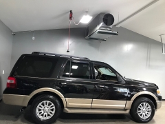 Used 2013  Ford Expedition 4d SUV 2WD XLT at Carolina Family Motors near Mooresville&comma; NC