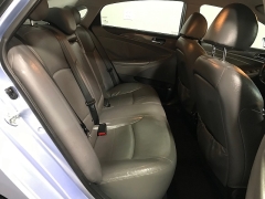 Used 2013  Hyundai Sonata Hybrid 4d Sedan Limited at Carolina Family Motors near Mooresville, NC