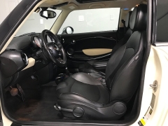 Used 2013  MINI Cooper Hardtop 2dr Cpe at Carolina Family Motors near Mooresville&comma; NC