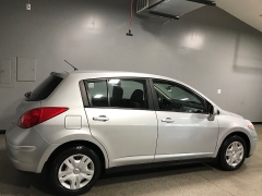 Used 2011  Nissan Versa 4d Hatchback S Auto at Carolina Family Motors near Mooresville&comma; NC