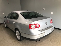 Used 2007  Volkswagen Passat 4d Sedan VR6 at Carolina Family Motors near Mooresville&comma; NC
