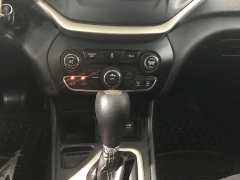Used 2015 Jeep Cherokee 4d SUV FWD Latitude at Carolina Family Motors near Mooresville, NC