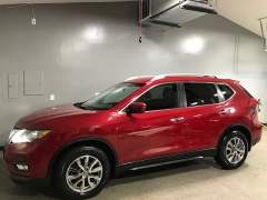 Used 2017  Nissan Rogue 4d SUV FWD SV at Carolina Family Motors near Mooresville&comma; NC
