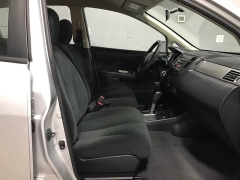 Used 2011  Nissan Versa 4d Hatchback S Auto at Carolina Family Motors near Mooresville&comma; NC