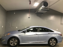 Used 2013  Hyundai Sonata Hybrid 4d Sedan Limited at Carolina Family Motors near Mooresville, NC