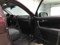 Used 2013  Kia Sorento 4d SUV FWD LX at Carolina Family Motors near Mooresville&comma; NC