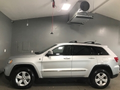 Used 2011 Jeep Grand Cherokee 4d SUV 4WD Laredo at Carolina Family Motors near Mooresville, NC