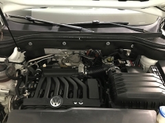 Used 2019  Volkswagen Atlas 4d SUV 3&period;6L SE Technology R-Line at Carolina Family Motors near Mooresville&comma; NC