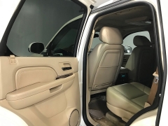Used 2010  Cadillac Escalade 4d SUV AWD Premium at Carolina Family Motors near Mooresville&comma; NC