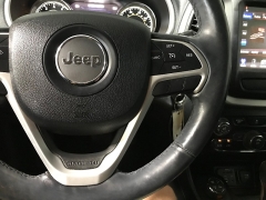 Used 2014  Jeep Cherokee 4d SUV 4WD Trailhawk V6 at Carolina Family Motors near Mooresville&comma; NC