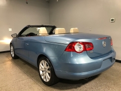Used 2009  Volkswagen Eos 2d Convertible Komfort Auto at Carolina Family Motors near Mooresville&comma; NC