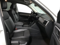 Used 2019  Volkswagen Atlas 4d SUV 3&period;6L SE Technology R-Line at Carolina Family Motors near Mooresville&comma; NC