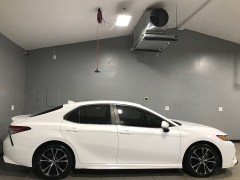 Used 2019  Toyota Camry 4d Sedan SE at Carolina Family Motors near Mooresville&comma; NC