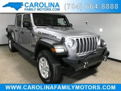 Used 2020  Jeep Gladiator Crew Cab Sport S at Carolina Family Motors near Mooresville&comma; NC