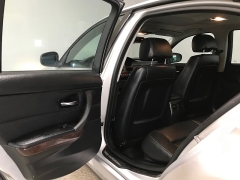 Used 2010  BMW 3 Series 4dr Sdn 328i xDrive AWD SULEV at Carolina Family Motors near Mooresville&comma; NC