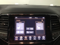 Used 2020  Jeep Grand Cherokee 4d SUV 4WD Laredo North at Carolina Family Motors near Mooresville&comma; NC