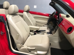 Used 2014  Volkswagen Beetle TDI 2d Convertible Auto at Carolina Family Motors near Mooresville&comma; NC