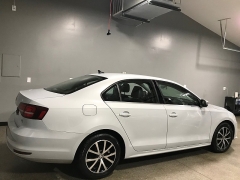 Used 2017  Volkswagen Jetta 4d Sedan SE 5spd at Carolina Family Motors near Mooresville&comma; NC
